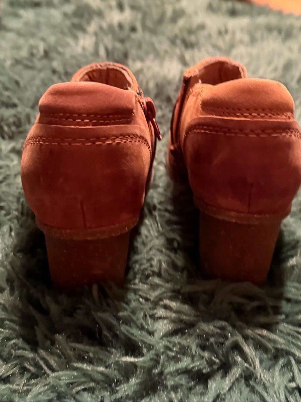 Clarks Women's Rust Brown Suede Block Heel Clogs